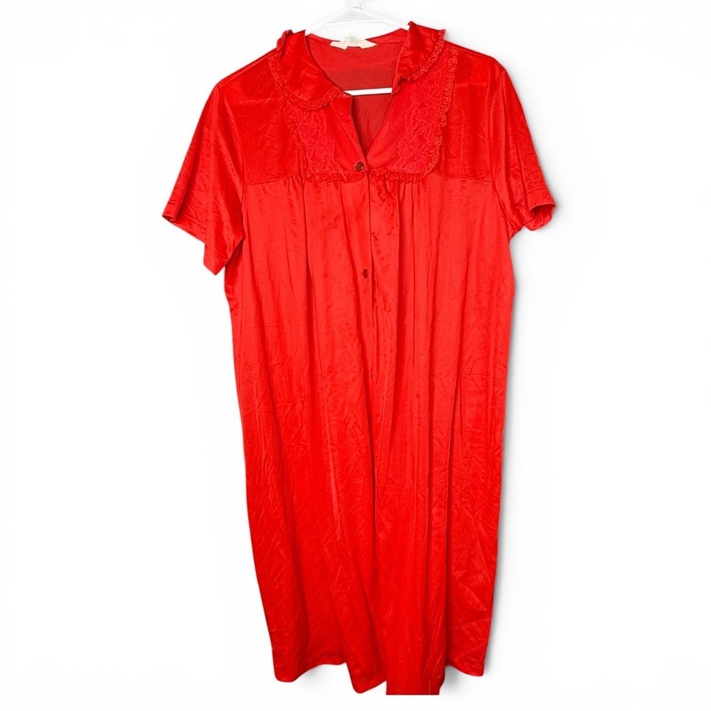 70s red Peignoir robe lace yolk + colllad